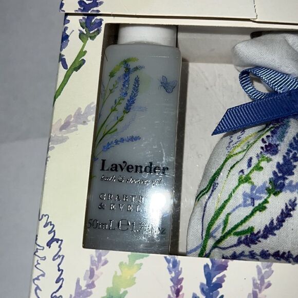 CRABTREE AND EVELYN Lavender Mini Gift Set - Picture 3 of 4